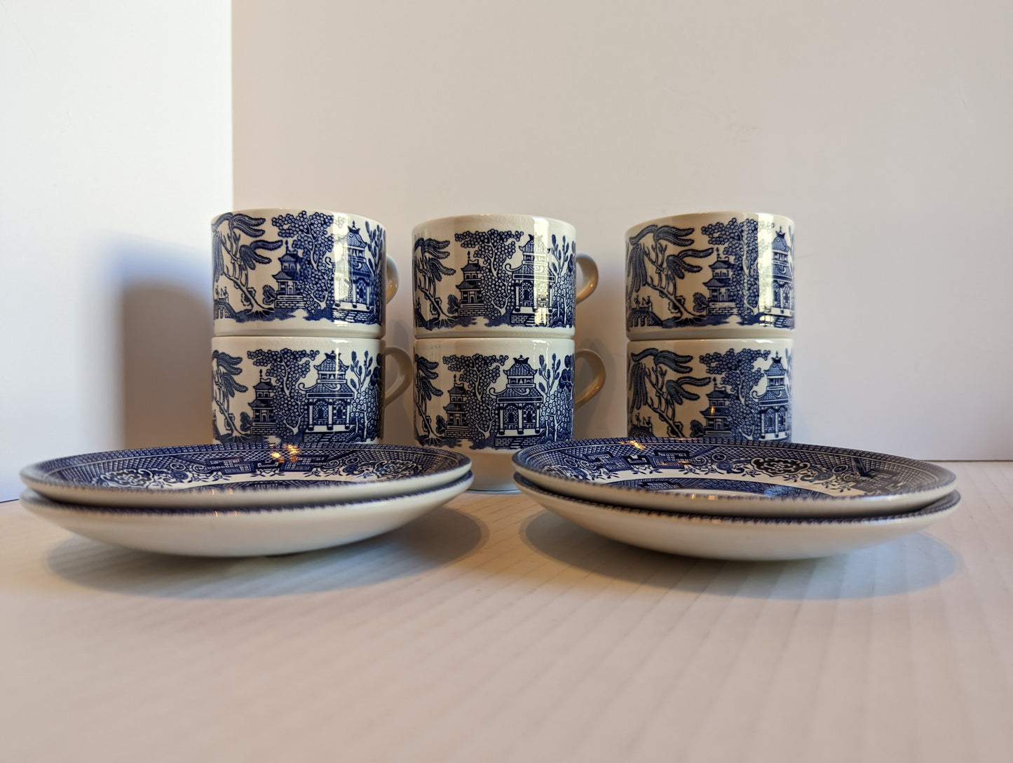 Blue Willow Churchill England Vintage Cups and Saucers