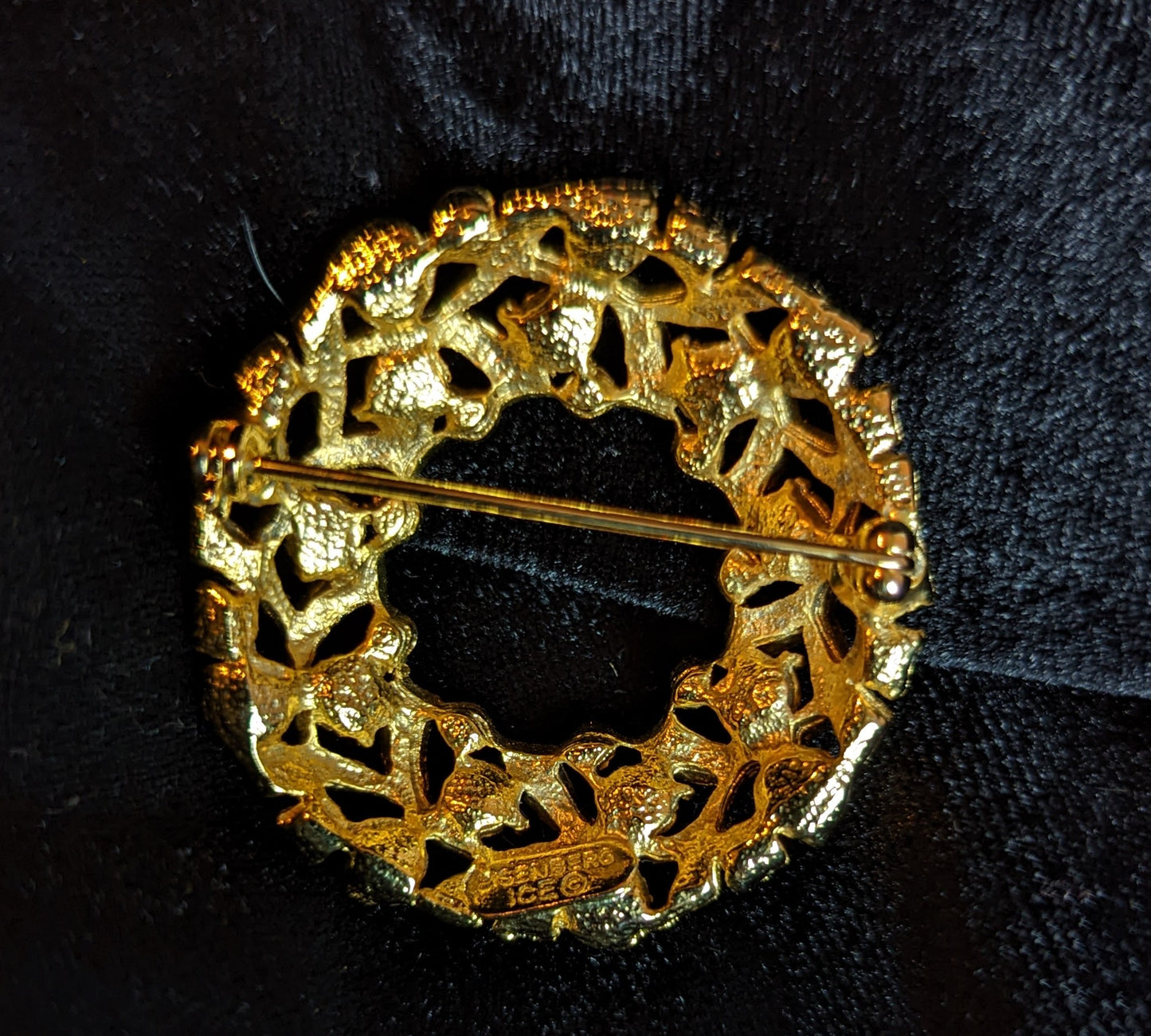 Christmas Wreath Vintage Eisenberg Brooch