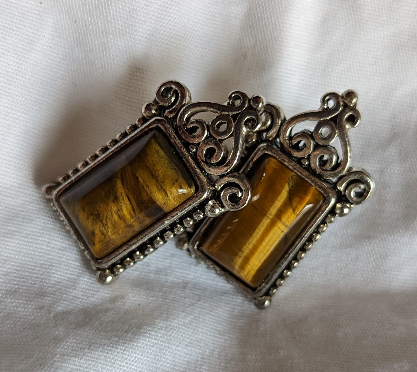 Tiger's Eye Vintage Earrings