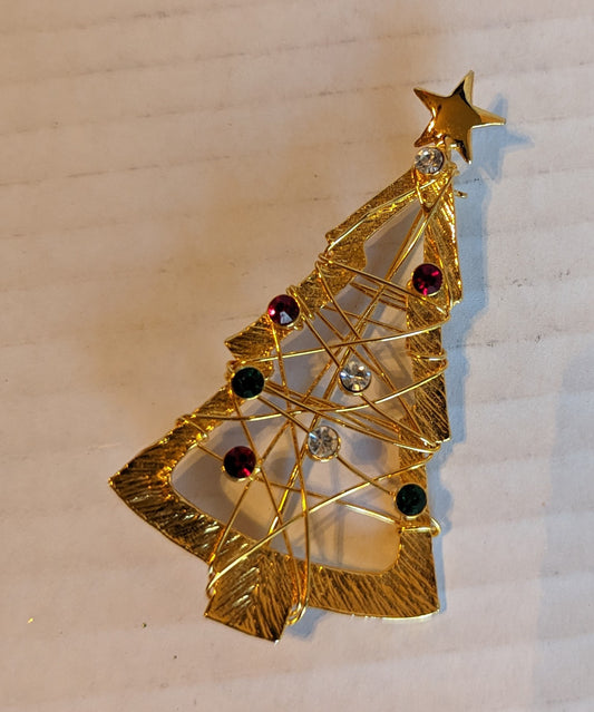 Fancy That Christmas Tree Brooch