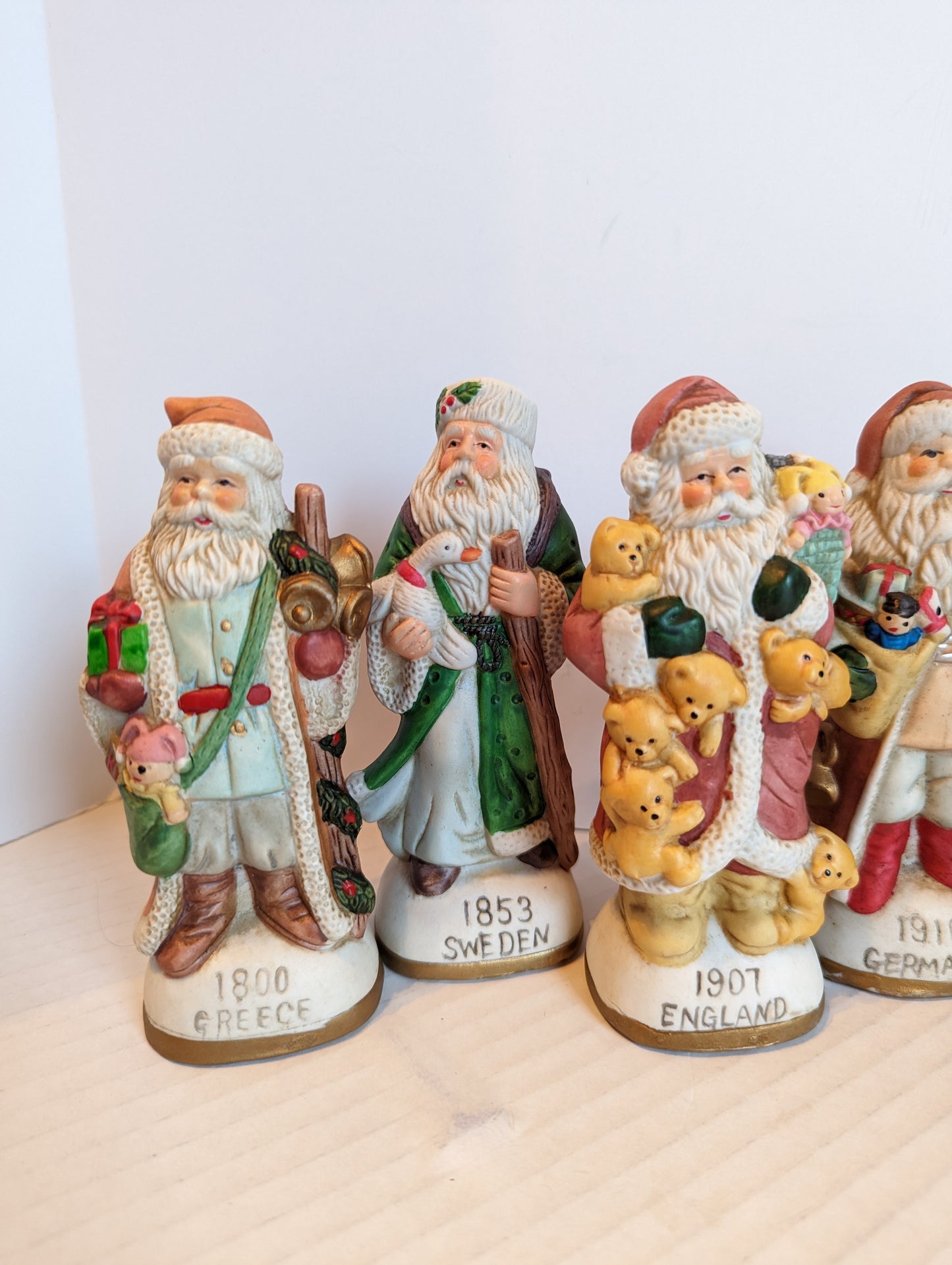 Vintage Around the World Old World Santa Collection (10)