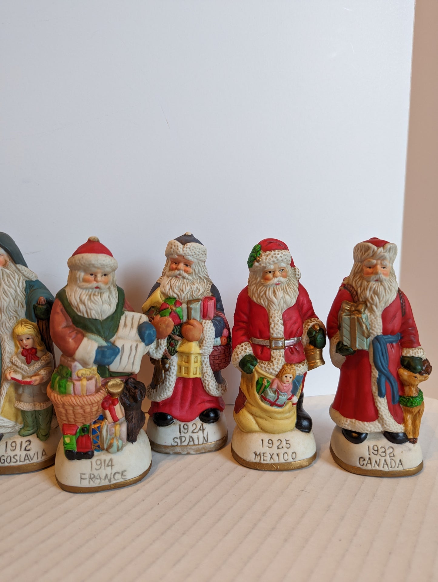 Vintage Around the World Old World Santa Collection (10)