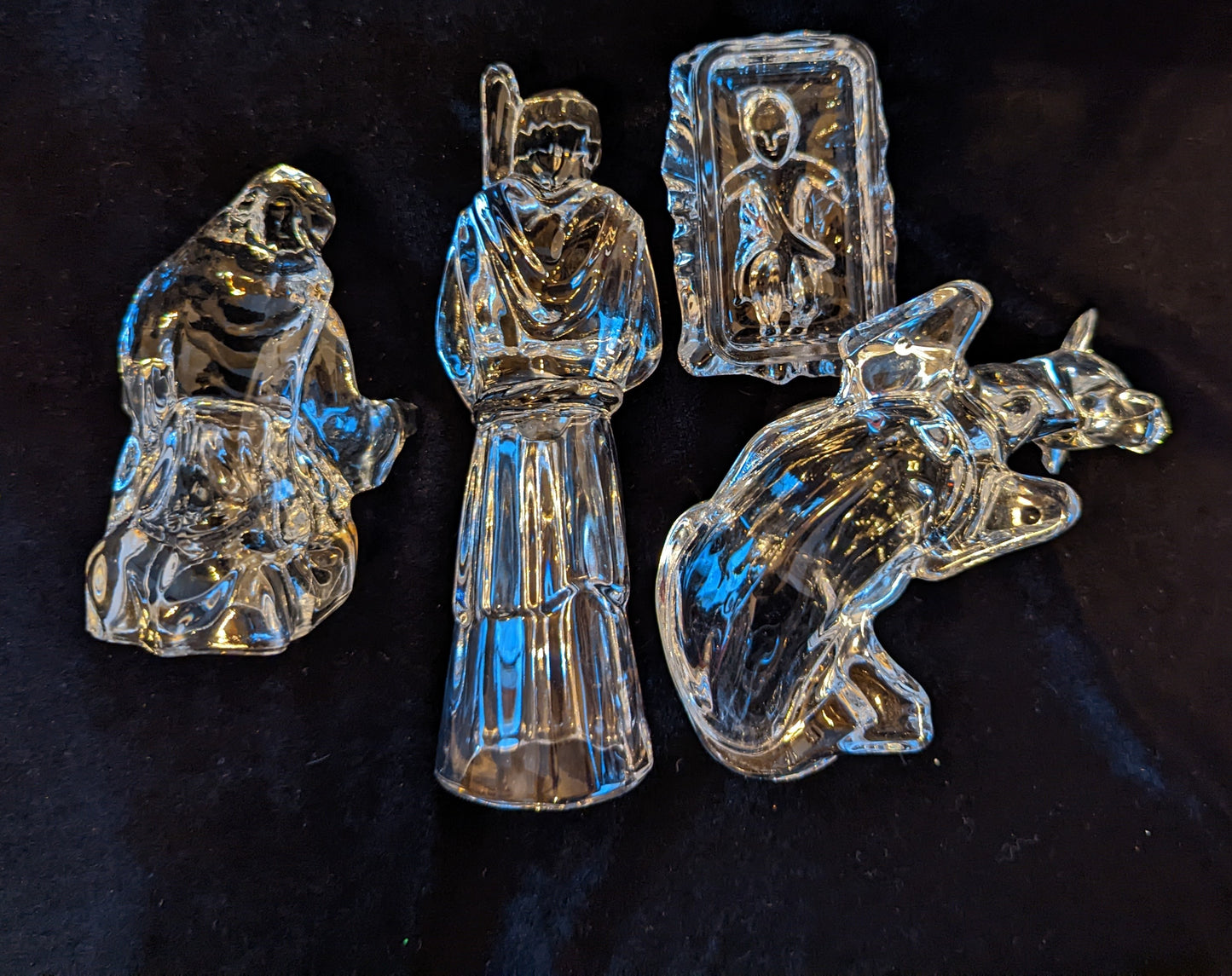 Crystal d'Arques 24% Crystal Nativity from France