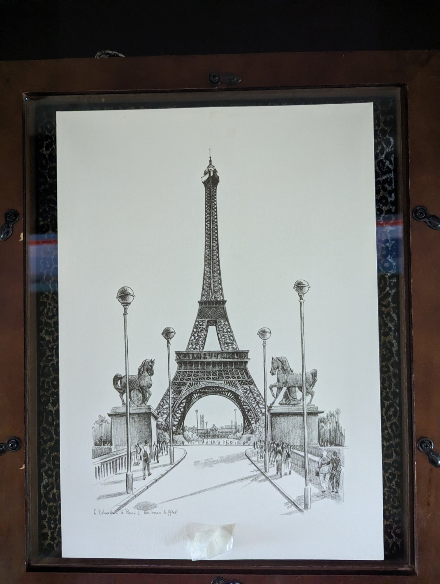 f. Dhoska, a Paris la tour Eiffel Print